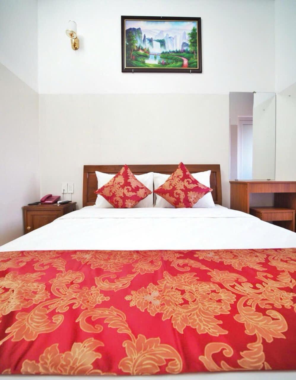 Khach San My Ngoc Hotel Buon Ma Thuot Exterior photo