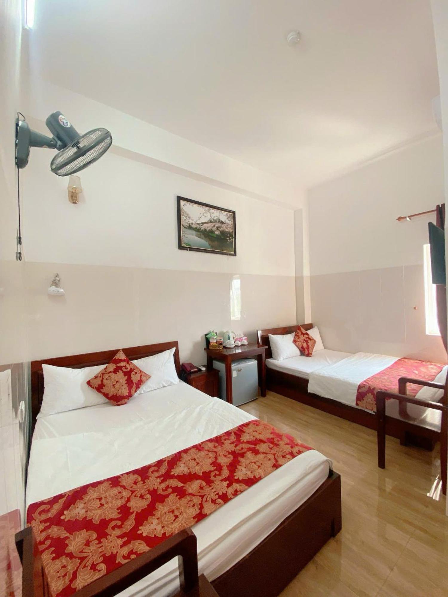 Khach San My Ngoc Hotel Buon Ma Thuot Exterior photo